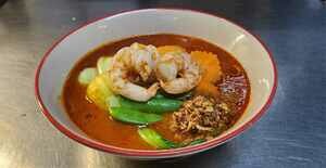 Spicy Noodle Soup (Tom Yum)